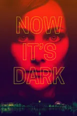 Tomas Alf Larsen interpreta a Togkonduktør en Now It's Dark