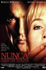 Poster de la película Nunca hables con extraños - Películas hoy en TV