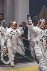 Jim Lovell interpreta a  en On Camera: Fifteen Apollo Astronauts and Their Experience of a Lifetime