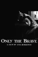 Elena Mandalis interpreta a Alex en Only the Brave