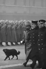 King Edward VII of the United Kingdom interpreta a Prince of Wales en Paget's Horse. Imperial Yeomanry Reviewed by HRH Prince of Wales