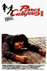 José Miralles interpreta a Transeúnte (uncredited) en Perros callejeros II