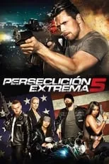 Nathan Mitchell interpreta a Cole en Persecución extrema 5