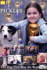 George Innes en la película Pickles: The Dog Who Won the World Cup