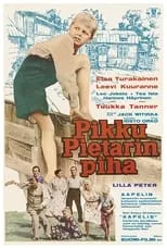 Eila Pehkonen interpreta a Hilma en Pikku Pietarin piha