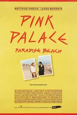 Hilde Van Mieghem es Eva en Pink Palace, Paradise Beach