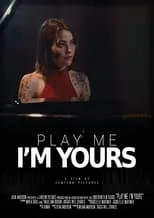 Megan Scott interpreta a Julia en Play Me, I'm Yours