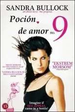 Jennifer Hale interpreta a Catty Woman en Poción de amor nº9