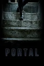 Jamie Tisdale interpreta a Cris en Portal