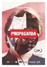 Cindy Crawford interpreta a Self (archive footage) en Propaganda