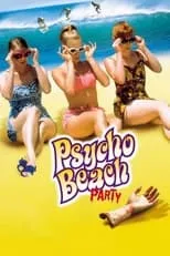 Jolie Jenkins interpreta a Angie en Psycho Beach Party