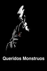 Carlos Aguilar interpreta a Self en Queridos monstruos