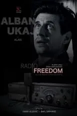 Alban Ukaj interpreta a Alen en Radio Freedom