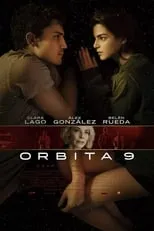 Andrés Parra en la película Órbita 9