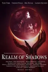 Lauren C. Mayhew interpreta a Ashley en Realm of Shadows