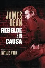 Nicholas Ray interpreta a Man in Last Shot (uncredited) en Rebelde sin causa