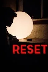 Emanuele Carucci Viterbi en la película Reset