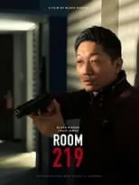 Blake Ridder es First man en Room 219