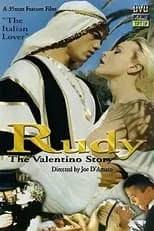 Gina Rome interpreta a Donna en Rudy