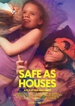 Nova Farrelly interpreta a Lucy en Safe as Houses