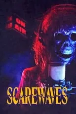 Joni Durian es Eva en Scarewaves