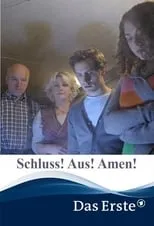 Maximilian Schafroth interpreta a TV-Moderator en Schluss! Aus! Amen!