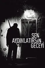 Aysenil Samlioglu interpreta a Kiz Sevket en Sen Aydınlatırsın Geceyi