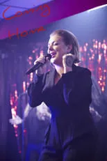 Sheridan Smith es Herself en Sheridan Smith - Coming Home