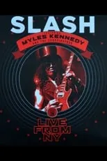 Todd Kerns interpreta a Self en Slash: Apocalyptic Love - Live from New York