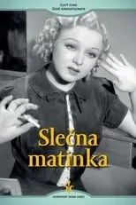 Vera Ferbasová interpreta a Božena Smolíková en Slečna matinka