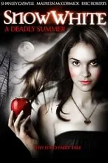 Hunter Ansley Wryn es Erica en Snow White: A Deadly Summer