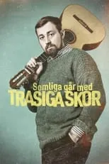 Cornelis Vreeswijk interpreta a Self (archive footage) en Somliga går med trasiga skor