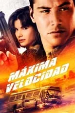 Julia Vera interpreta a Additional Bus Passenger en Speed: Máxima potencia