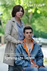 Vivien Wulf interpreta a Jenny en Sprung ins Leben