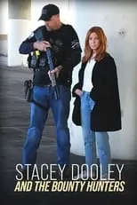 Stacey Dooley es  en Stacey Dooley: Face To Face With The Bounty Hunters