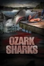 Ross Britz interpreta a Curtis en Summer shark attack