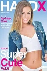 Liza Rowe es  en Super Cute 6