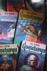 R.L. Stine es Self en That's So '90s