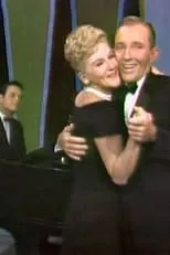 Mary Martin es Herself en The Bing Crosby Show