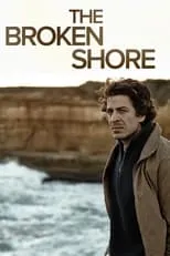 Erik Thomson es Steve Villani en The Broken Shore