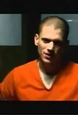 Wentworth Miller es The Prisoner / Tom en The Confession (Short)