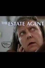 Hilary Derrett es Charlotte Miller en The Estate Agent