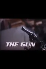 Anna Aries interpreta a Sandy en The Gun