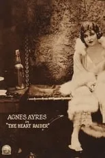 Agnes Ayres interpreta a Muriel Gray (a speed girl) en The Heart Raider