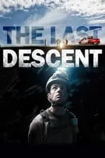 Mason D. Davis interpreta a Young Man in Dark en The Last Descent