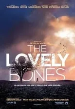 April Phillips interpreta a Police Station Mother (as April Philips) en The Lovely Bones