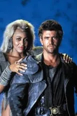 George Miller interpreta a Self en The Making of 'Mad Max Beyond Thunderdome'