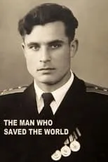 Laurence Cormerais en la película The Man Who Saved the World