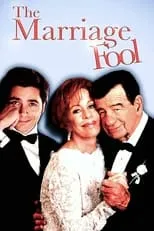 Arlene Mazerolle interpreta a Darlene Walsh en The Marriage Fool