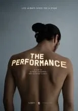 Lara Wolf interpreta a Sira en The Performance